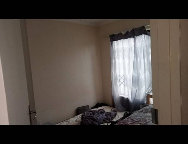 3 BEDROOM APARTMENT FOR SALE IN DAWN PARK EXT